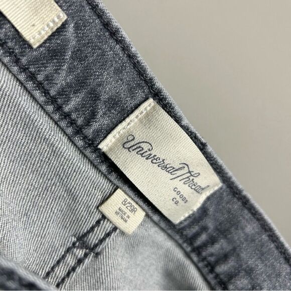 Universal Thread Gray Wash Busted Knee Vintage Straight Jeans - Picture 11 of 16